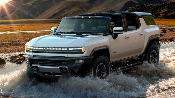 Очередь на новый электрический GMC HUMMER EV в июле 2022 года достигла 17 лет Очередь на новый электрический GMC HUMMER EV в июле 2022 года достигла 17 лет