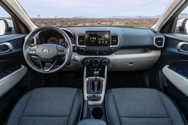 Более 72 000 кроссоверов HYUNDAI Venue отзываются из-за проблем с преднатяжителями ремней безопасности