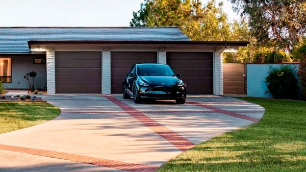 Компания Tesla намерена внедрить услугу экспресс-обслуживания электромобилей за один час