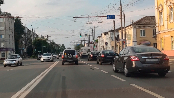 В первом полугодии текущего года в РФ насчитывается 43,73 млн легковых автомобилей В первом полугодии текущего года в РФ насчитывается 43,73 млн легковых автомобилей