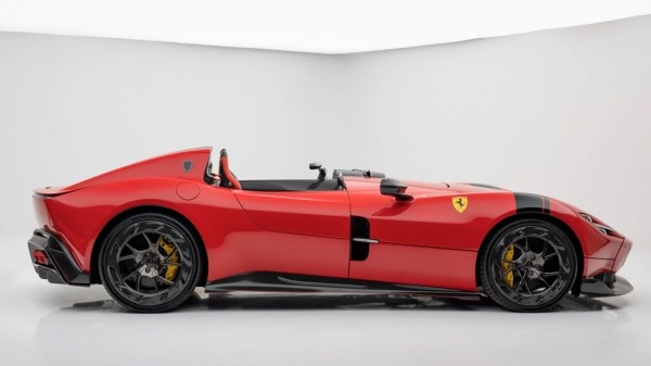 Ателье Mansory предложило комплект доработок для редчайшего суперкара Ferrari Ателье Mansory предложило комплект доработок для редчайшего суперкара Ferrari