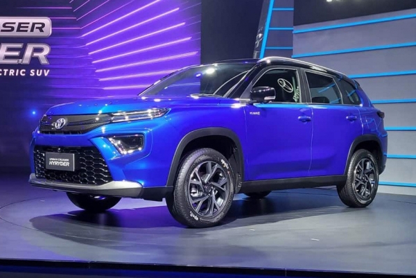 Новый кроссовер Toyota Urban Cruiser Hyryder вырос из Витары Новый кроссовер Toyota Urban Cruiser Hyryder вырос из Витары