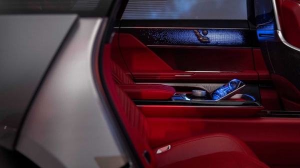 Cadillac опубликовал еще один тизер электрического седана Celestiq