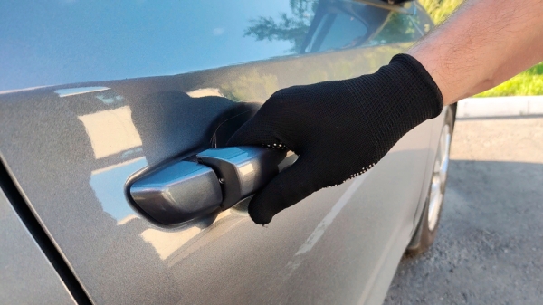 Эксперт Максим Шелков рассказал о новых схемах похищения автомобилей в 2022 году Эксперт Максим Шелков рассказал о новых схемах похищения автомобилей в 2022 году