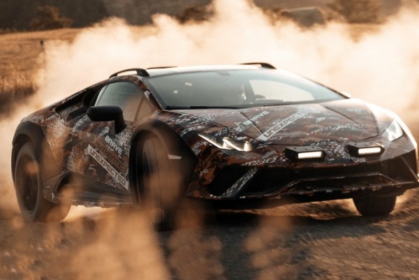 Дайджест дня: внедорожный Huracan, придуманная история DeLorean и другие события индустрии Дайджест дня: внедорожный Huracan, придуманная история DeLorean и другие события индустрии