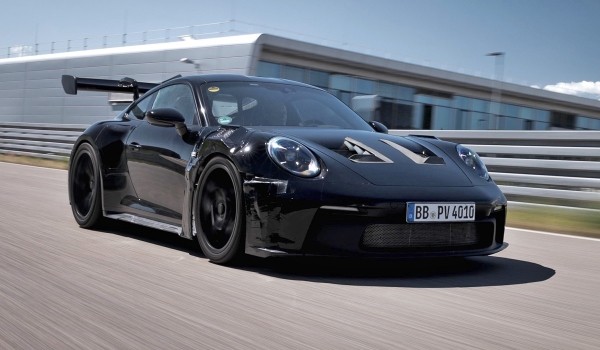 Дайджест дня: внедорожный Huracan, придуманная история DeLorean и другие события индустрии Дайджест дня: внедорожный Huracan, придуманная история DeLorean и другие события индустрии