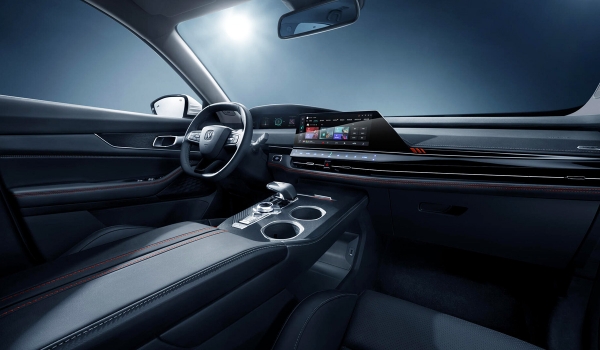 Объявлены российские цены на кроссоверы Changan Uni-K