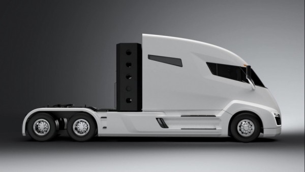 Электрический грузовик Tesla Semi в США будет стоить очень дешево Электрический грузовик Tesla Semi в США будет стоить очень дешево