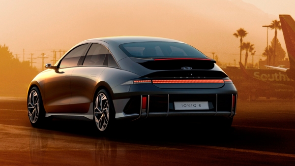 Компания Hyundai может превратить электрический седан Ioniq 6 в стильный универсал Компания Hyundai может превратить электрический седан Ioniq 6 в стильный универсал