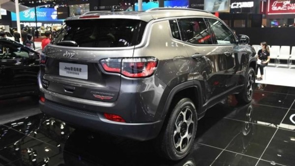 Компания Jeep вынуждена прекратить производство автомобилей в Китае Компания Jeep вынуждена прекратить производство автомобилей в Китае