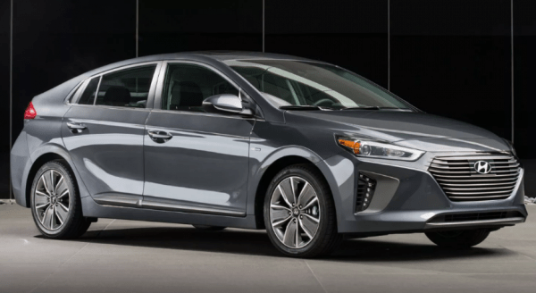 Отремонтированные HYUNDAI Ioniq снова попали под отзыв из-за риска возгорания