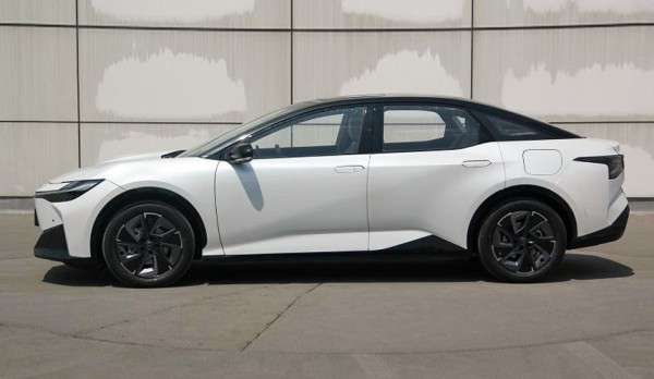 Новый седан Toyota bZ3: совместно с компаниями BYD и FAW Новый седан Toyota bZ3: совместно с компаниями BYD и FAW