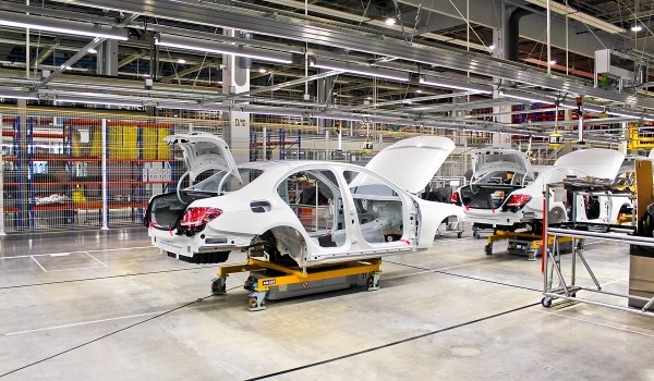 Дайджест дня: Audi в Формуле-1, судьба завода Mercedes и другие события индустрии Дайджест дня: Audi в Формуле-1, судьба завода Mercedes и другие события индустрии