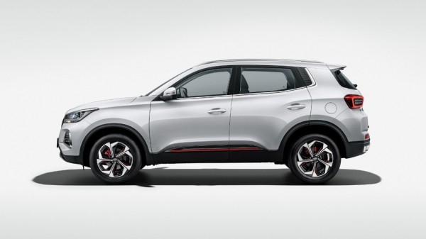 Обновленный кроссовер CHERY TIGGO 4 появится в России осенью Обновленный кроссовер CHERY TIGGO 4 появится в России осенью