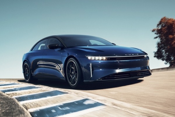 Самый мощный Lucid Air Sapphire: три мотора и 1200 сил Самый мощный Lucid Air Sapphire: три мотора и 1200 сил