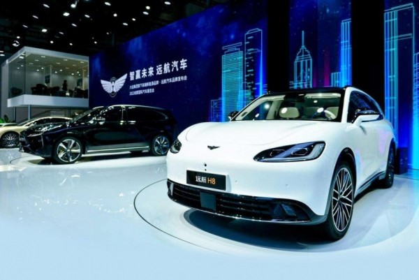 Новый бренд Yuanhang: два седана и два кроссовера