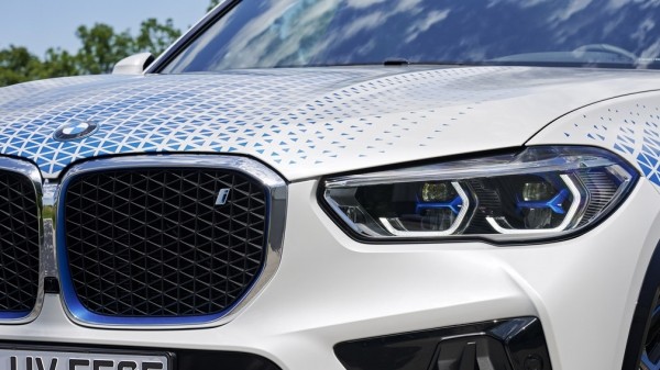 BMW разрабатывает новую версию кроссовера X5 совместно с Toyota BMW разрабатывает новую версию кроссовера X5 совместно с Toyota