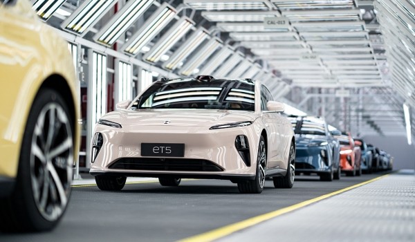 Дайджест дня: доработанная Camry, рост цен в США и другие события индустрии Дайджест дня: доработанная Camry, рост цен в США и другие события индустрии