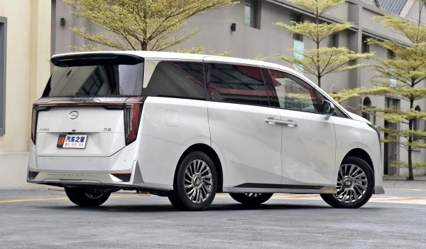 Новый минивэн GAC Trumpchi M8 дебютировал в топ-версии Новый минивэн GAC Trumpchi M8 дебютировал в топ-версии