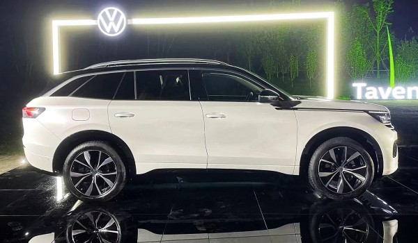 Представлен большой кроссовер Volkswagen Tavendor