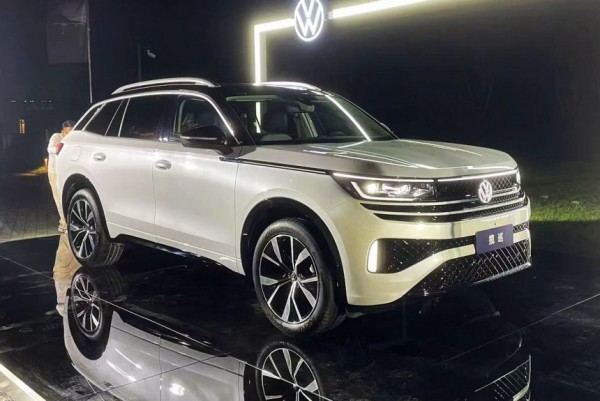 Представлен большой кроссовер Volkswagen Tavendor