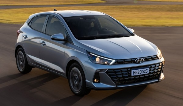 Седан и хэтчбек Hyundai HB20: рестайлинг и новый имидж