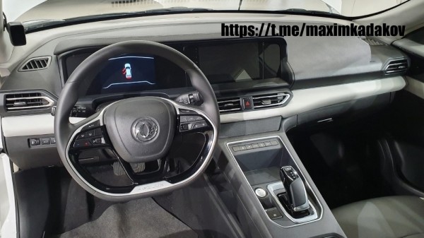 Автоэксперт Кадаков сообщил предварительную цену российского электрокара EVOLUTE I-PRO