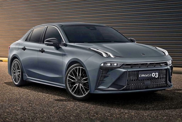 Седан Lynk & Co 03 стал агрессивнее после обновления Седан Lynk & Co 03 стал агрессивнее после обновления