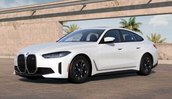 Дайджест дня: Land Cruiser 70 в дефиците, новый Geely Atlas и другие события индустрии Дайджест дня: Land Cruiser 70 в дефиците, новый Geely Atlas и другие события индустрии