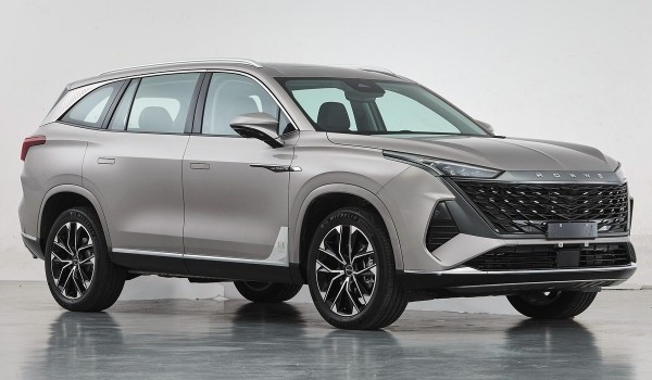 Кроссовер Roewe RX9 стал самым крупным в гамме