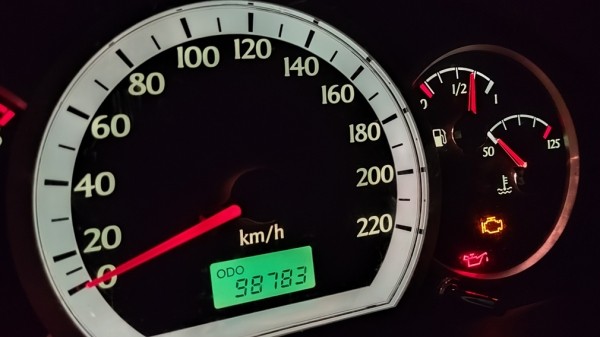 Названы способы вычислить реальный пробег авто