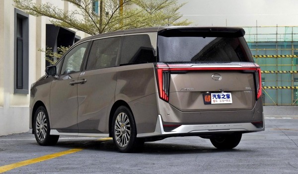 Новый минивэн GAC Trumpchi M8 дебютировал в топ-версии Новый минивэн GAC Trumpchi M8 дебютировал в топ-версии