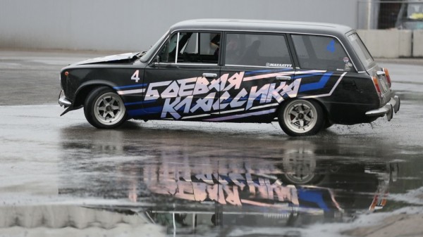 ВАЗ-2102 назван самым боевым автомобилем «ЖиФеста» ВАЗ-2102 назван самым боевым автомобилем «ЖиФеста»