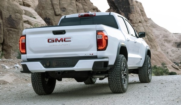 Новый пикап GMC Canyon: только богатые версии Новый пикап GMC Canyon: только богатые версии