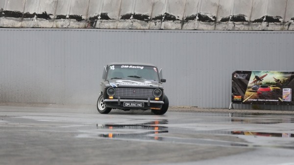 ВАЗ-2102 назван самым боевым автомобилем «ЖиФеста» ВАЗ-2102 назван самым боевым автомобилем «ЖиФеста»