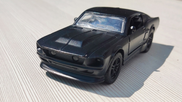 В Сети показали возрожденный седан ЗиЛ-117