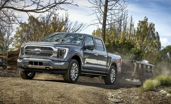 Компания FORD отзывает более 58 тыс. пикапов FORD F-150 из-за проблем с карданным валом