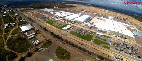 Компания Nissan приостанавливает работу завода по производству двигателей для Mercedes в Теннесси Компания Nissan приостанавливает работу завода по производству двигателей для Mercedes в Теннесси