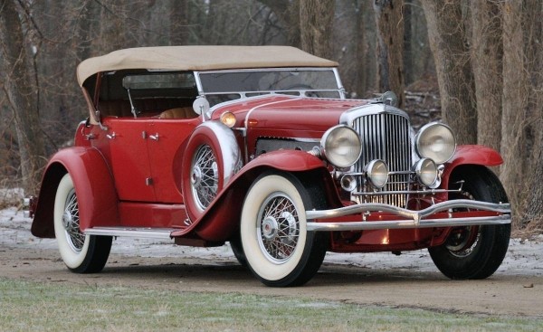 Лучшим ретро-авто на "Неделе автомобилей" стал Duesenberg Model J 1932 года Лучшим ретро-авто на "Неделе автомобилей" стал Duesenberg Model J 1932 года