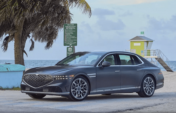 Россияне стали чаще перепродавать премиальные автомашины до пяти лет 