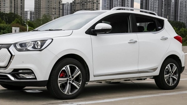 Стоимость новых «Москвичей» при выходе на рынок РФ может стартовать с 1,4 миллиона рублей Стоимость новых «Москвичей» при выходе на рынок РФ может стартовать с 1,4 миллиона рублей