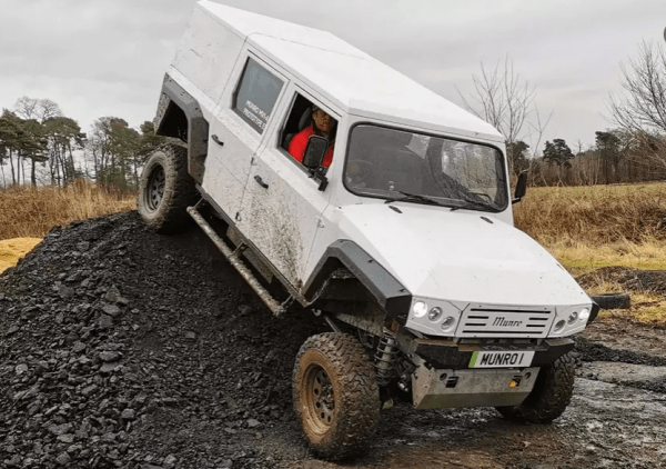В Шотландии стартап Munro Vehicles построил электрический рамный внедорожник для фермеров В Шотландии стартап Munro Vehicles построил электрический рамный внедорожник для фермеров