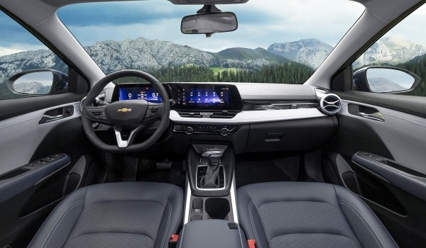 Рестайлинговый седан Chevrolet Monza: дело Lacetti живет Рестайлинговый седан Chevrolet Monza: дело Lacetti живет