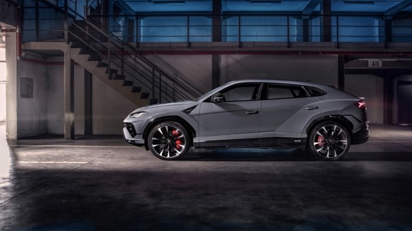 Компания Lamborghini представила преемника Urus Компания Lamborghini представила преемника Urus