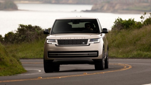 В РФ стартовали продажи Range Rover пятого поколения по цене втрое выше, чем в ЕС