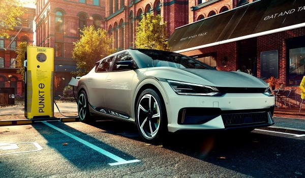 Дайджест дня: юбилейный Defender, Лада Нива Спорт и другие события индустрии