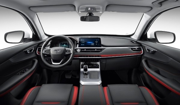 Обновленный Chery Tiggo 4 Pro: комплектации и цены в России