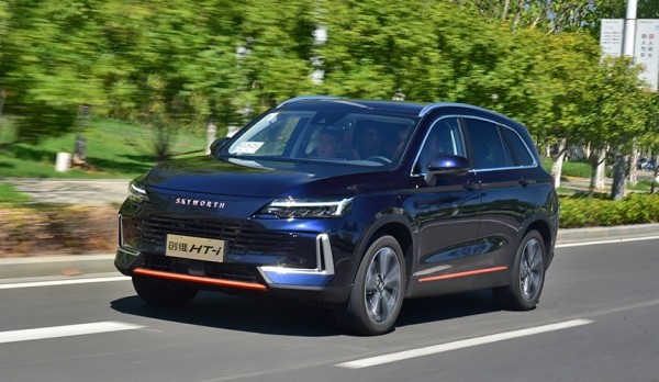 Кроссовер Skyworth HT-i: гибрид на базе электромобиля