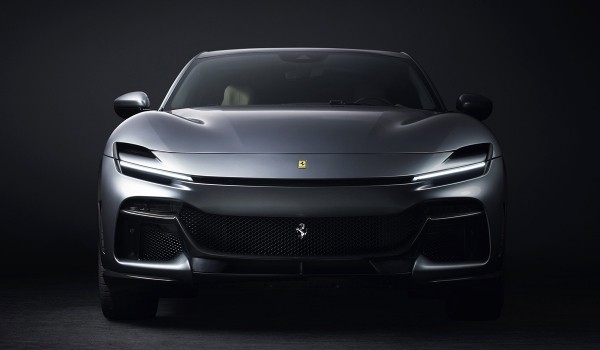 Представлен кроссовер Ferrari Purosangue Представлен кроссовер Ferrari Purosangue