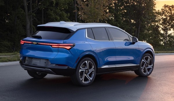 Показан новый кроссовер Chevrolet Equinox EV за 30 тысяч долларов Показан новый кроссовер Chevrolet Equinox EV за 30 тысяч долларов